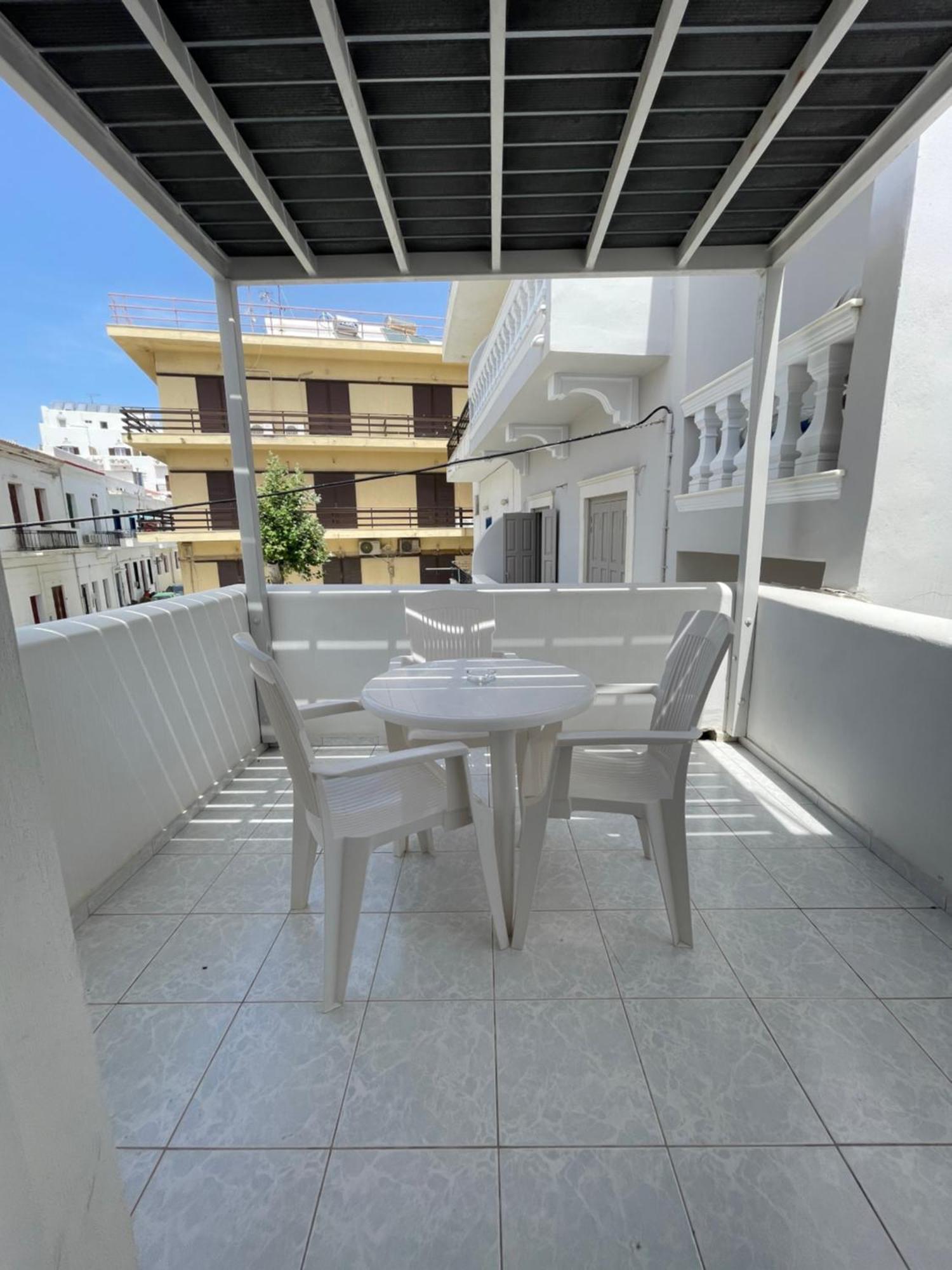 Manto Apartments Tinos Exterior photo