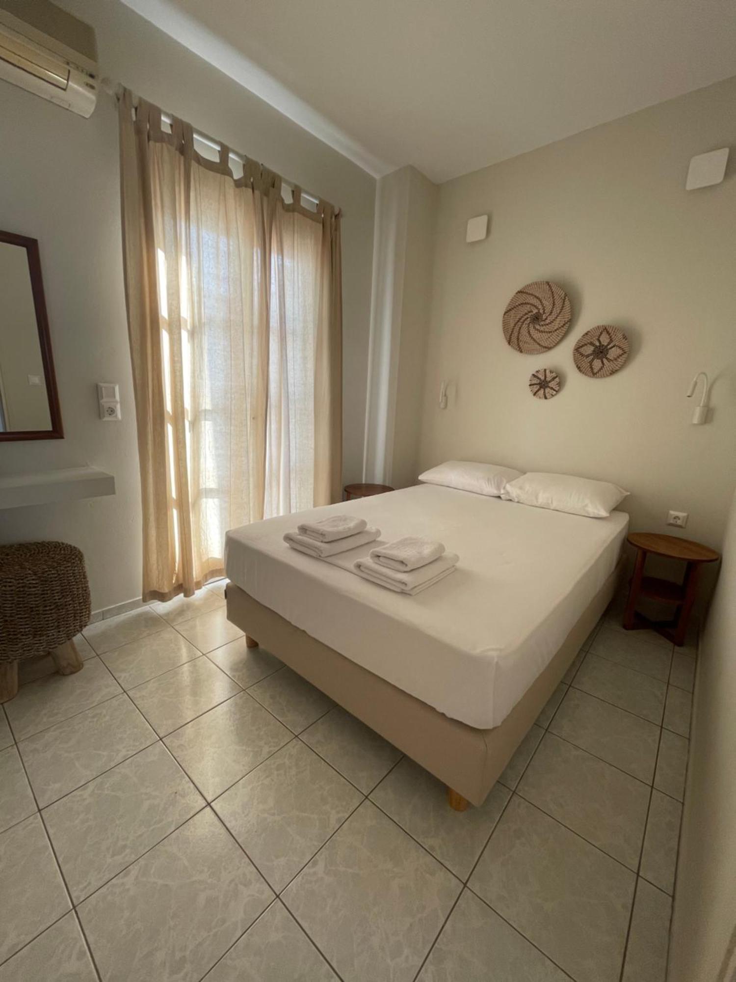 Manto Apartments Tinos Exterior photo