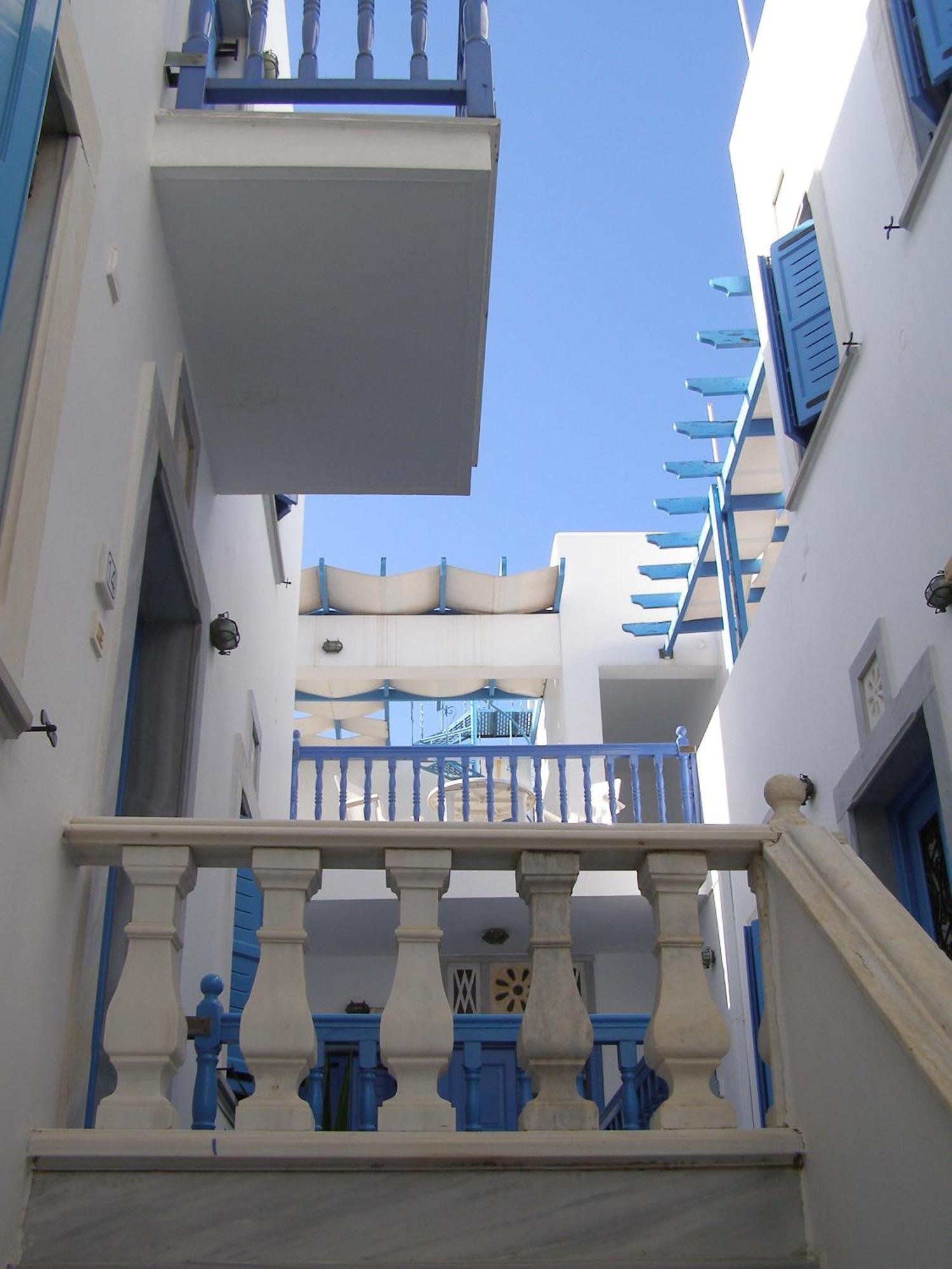 Manto Apartments Tinos Exterior photo